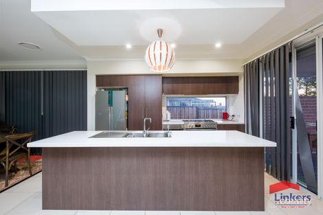 Property photo of 136 Eagleview Road Minto NSW 2566