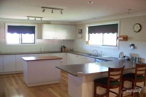 Property photo of 8 Bundara Place Marrangaroo NSW 2790