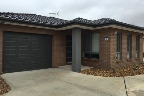 2/25 College Sq, Bacchus Marsh, VIC 3340