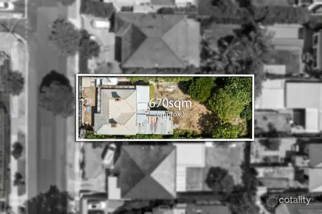 Property photo of 46 Shoobra Road Elsternwick VIC 3185