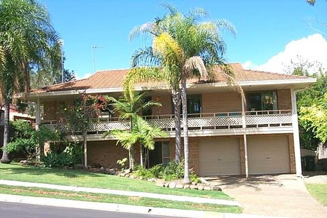 Property photo of 4 Stretton Drive Helensvale QLD 4212