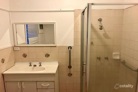Property photo of 8 Evans Crescent Reservoir VIC 3073