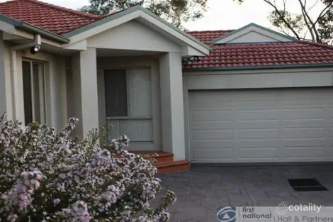 2/47 Aldridge St, Endeavour Hills, VIC 3802