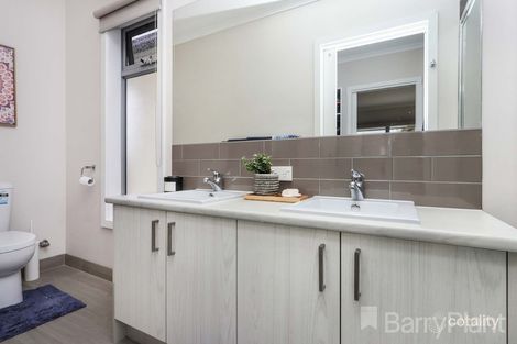 Property photo of 1/15 Drummartin Street Albion VIC 3020