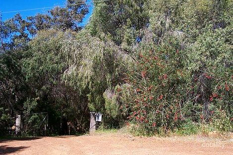 Property photo of 16 Fern Road Eagle Bay WA 6281