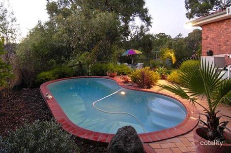 Property photo of 11 Darkan Court Eltham VIC 3095