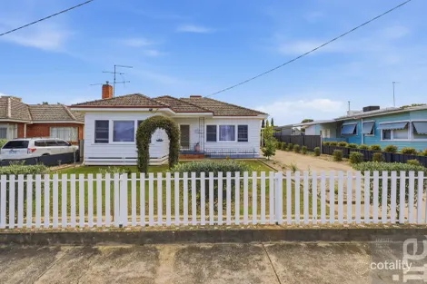 Property photo of 18 Mepunga Avenue Wangaratta VIC 3677