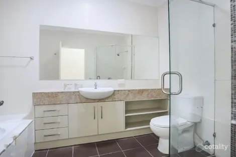 Property photo of 26 Llewellyn Street Kangaroo Point QLD 4169