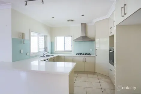 Property photo of 26 Llewellyn Street Kangaroo Point QLD 4169