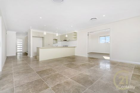 Property photo of 18 Dovey Drive Kelso NSW 2795