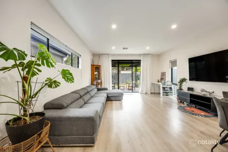 Property photo of 40B Thorne Crescent Mitchell Park SA 5043