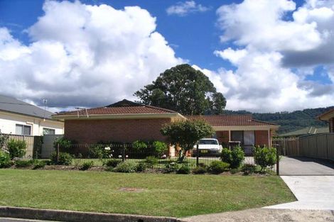 4 Greta St, Woonona, NSW 2517