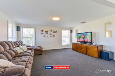 Property photo of 15 Fishermans Place Oxley Vale NSW 2340