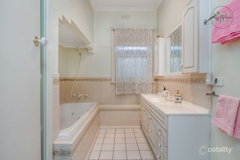 Property photo of 10 Curtin Street Flora Hill VIC 3550