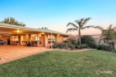 Property photo of 40 Grand Boulevard Seaford Rise SA 5169