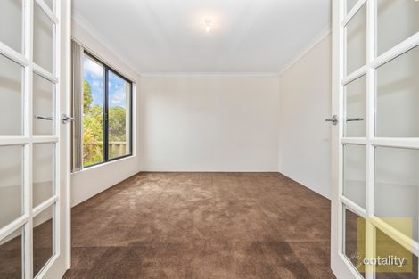 Property photo of 59 Feakle Bend Ridgewood WA 6030