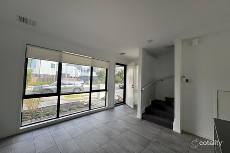 Property photo of 41 Oakden Crescent St Albans VIC 3021
