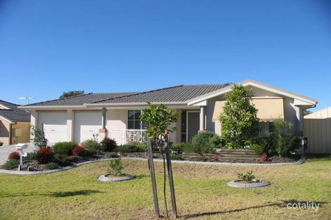 8 Boeing Pl, Hamlyn Terrace, NSW 2259