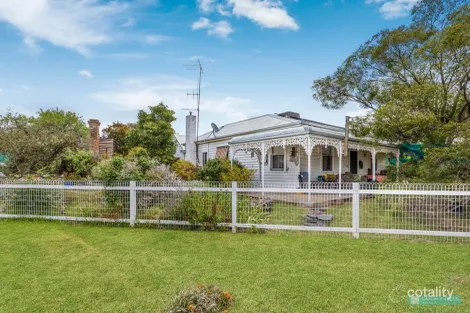 Property photo of 12 Market Street Eaglehawk VIC 3556