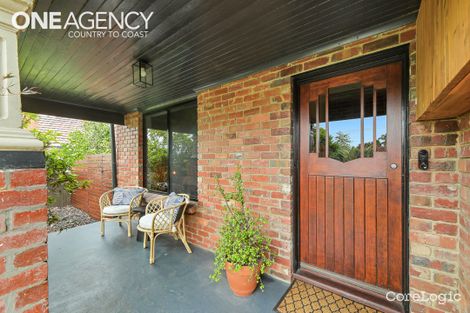 Property photo of 208 Princes Way Drouin VIC 3818