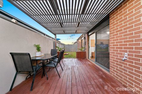 Property photo of 8 Chianina Lane Clyde North VIC 3978