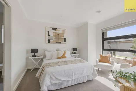 Property photo of 28 Hamish Road Darley VIC 3340