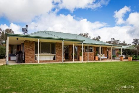 Property photo of 143 Himalaya Drive Table Top NSW 2640