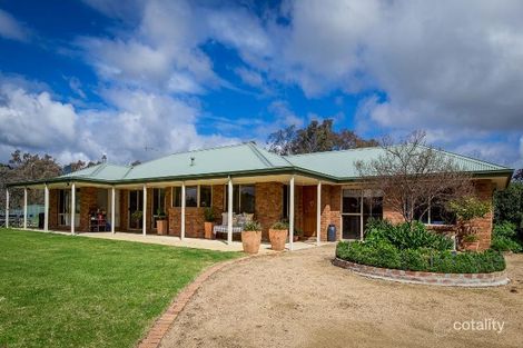Property photo of 143 Himalaya Drive Table Top NSW 2640