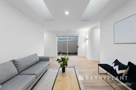 Property photo of 19B Walmer Avenue St Albans VIC 3021