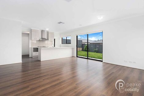 Property photo of 6 Chelan Court Pakenham VIC 3810