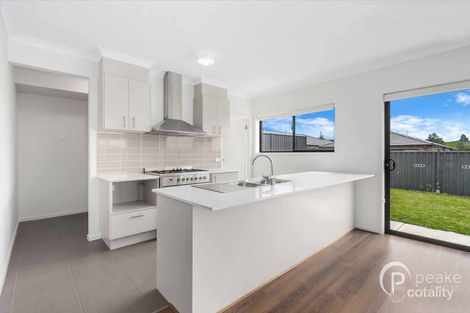 Property photo of 6 Chelan Court Pakenham VIC 3810