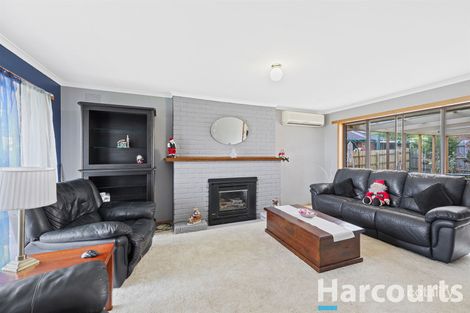 Property photo of 1 Bambra Court Drouin VIC 3818