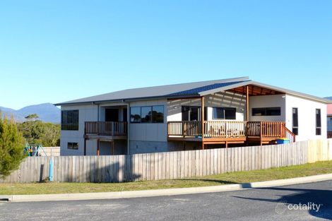 Property photo of 8 Pelican Court Scamander TAS 7215