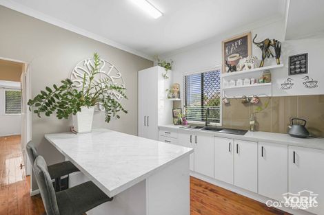 Property photo of 66 Gordon Avenue Newtown QLD 4350