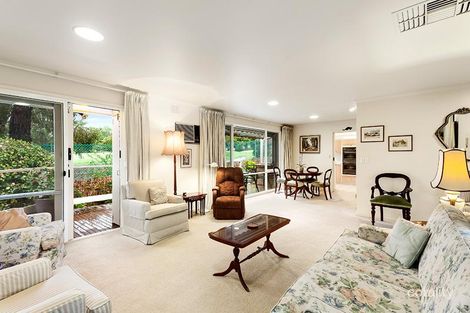 Property photo of 42 Boardman Close Box Hill South VIC 3128