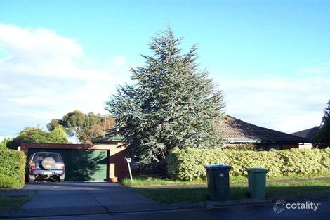 35 Oxley Way, Endeavour Hills, VIC 3802