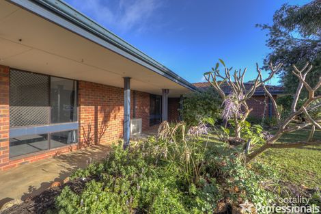 Property photo of 8 The Retreat Forrestfield WA 6058