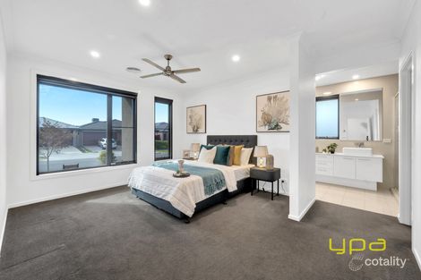 Property photo of 48 Moxham Drive Clyde North VIC 3978