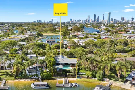 94 Hooker Bvd, Mermaid Waters, QLD 4218