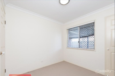 Property photo of 6 Kleber Place Meadowbrook QLD 4131