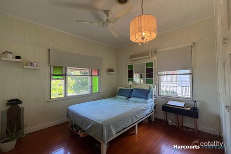 Property photo of 137 Bennetts Road Norman Park QLD 4170