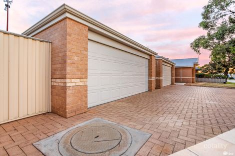 Property photo of 9 Granada Loop Seville Grove WA 6112