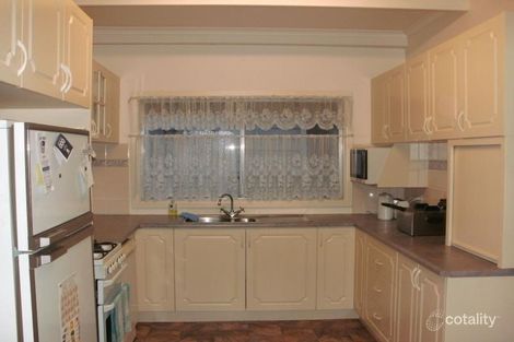 Property photo of 3 Tomkins Parade Benalla VIC 3672