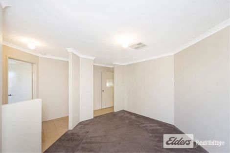 Property photo of 20 Whyalla Circle Port Kennedy WA 6172