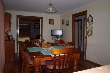 Property photo of 19 Greenhills Drive Kurunjang VIC 3337