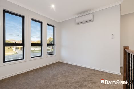 Property photo of 137 Stephensons Road Mount Waverley VIC 3149