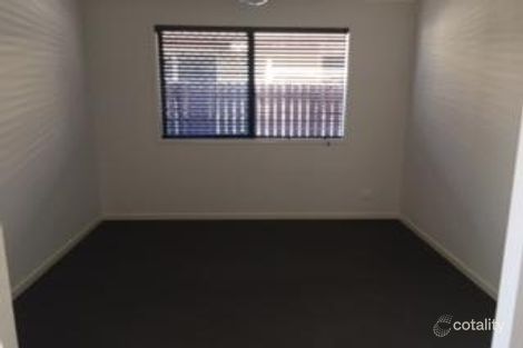 Property photo of 8 Chase Crescent North Lakes QLD 4509