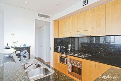 Property photo of 601/61 Shortland Esplanade Newcastle NSW 2300