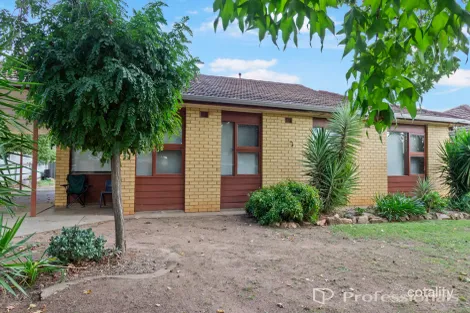 10 Bruce St, Tolland, NSW 2650