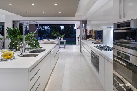 Property photo of 2218 Arnold Palmer Drive Hope Island QLD 4212